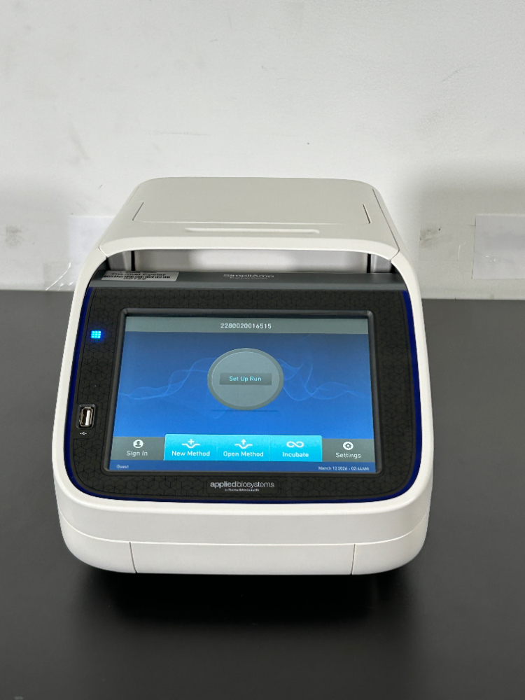 Image of Applied Biosystems SimpliAmp Thermal Cycler